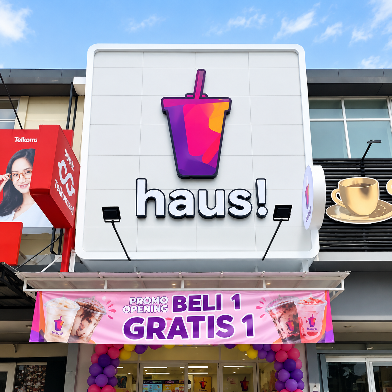 Fasad Toko Minuman Haus! Meriah